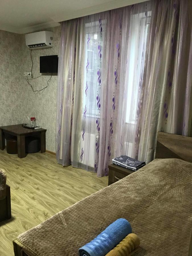 Hotel Imereti Chiatura Exteriör bild