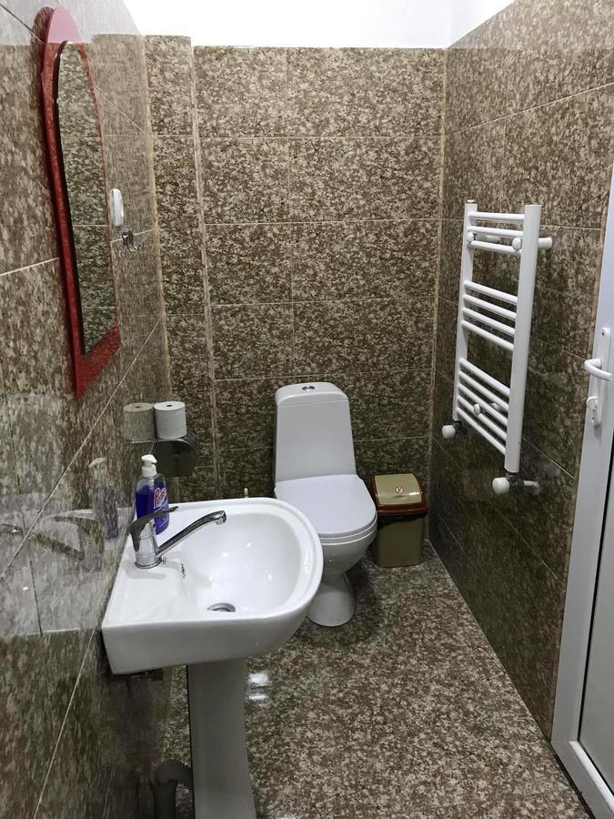 Hotel Imereti Chiatura Exteriör bild