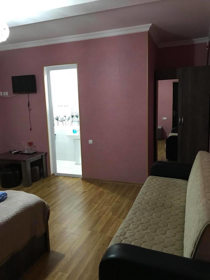 Hotel Imereti Chiatura Exteriör bild