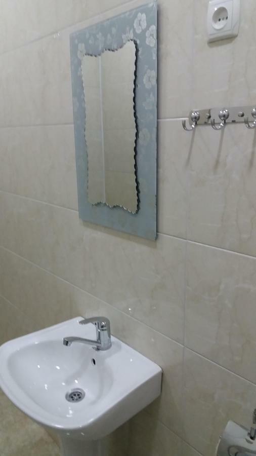 Hotel Imereti Chiatura Exteriör bild